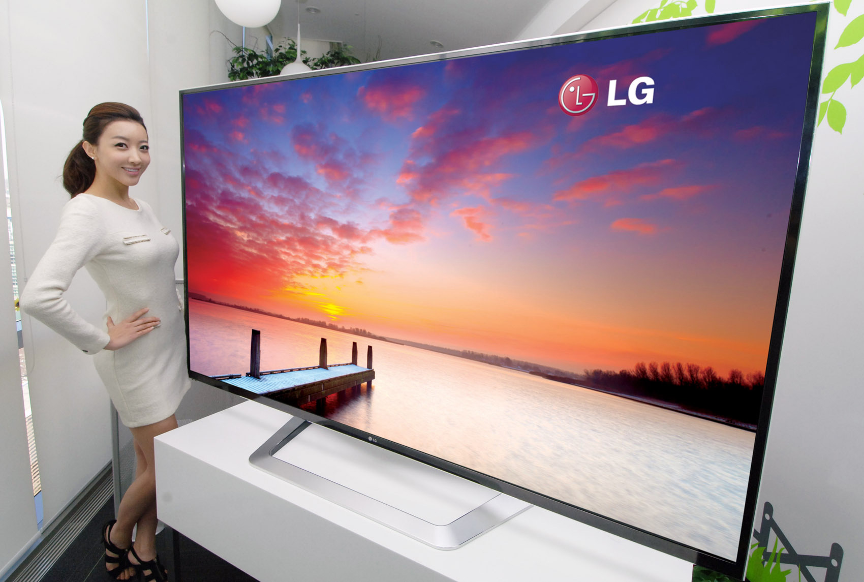 Телевизор LG Smart TV 55 дюймов